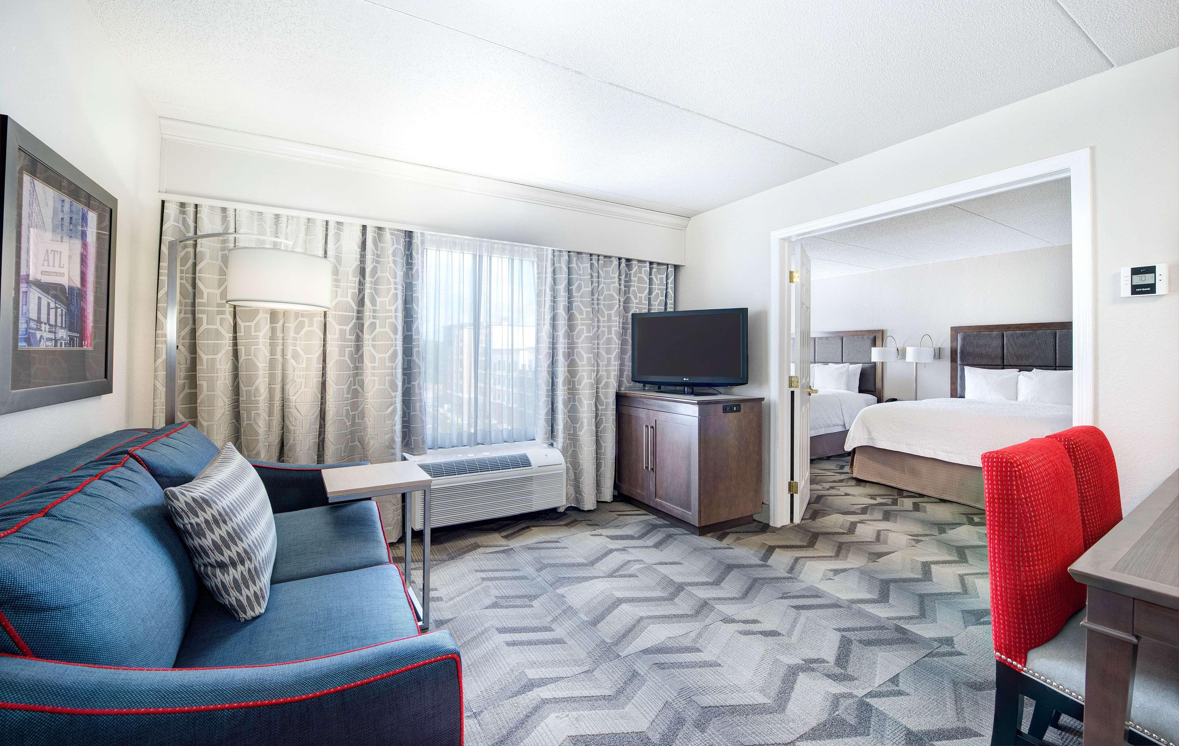 Hampton Inn & Suites Atlanta-Galleria Smyrna Exteriör bild