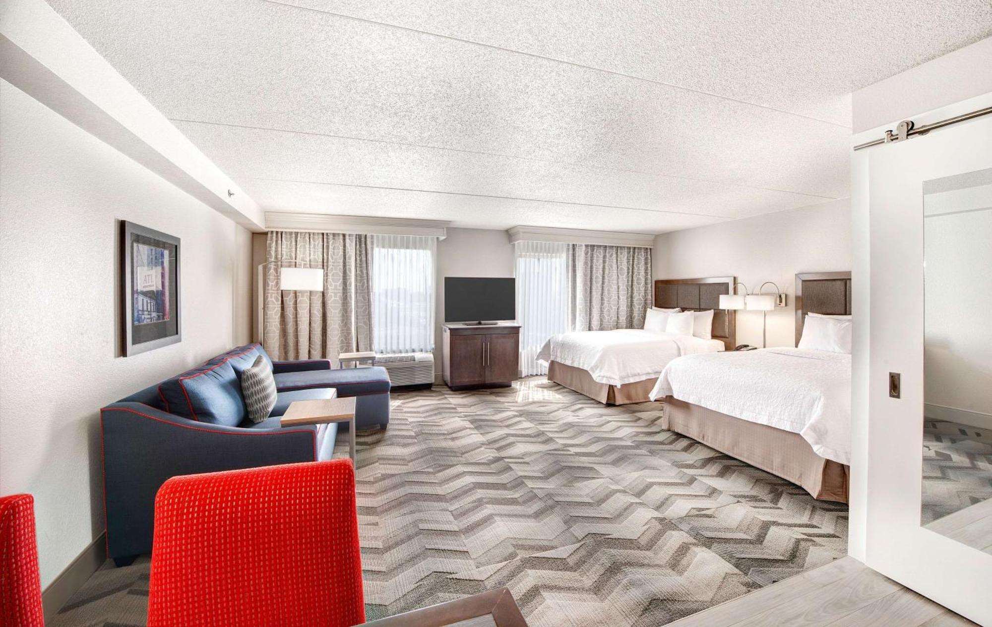 Hampton Inn & Suites Atlanta-Galleria Smyrna Exteriör bild